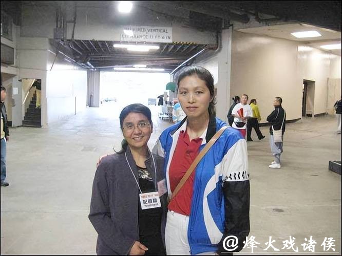 庄泳也没想到，同为五朵金花的王晓红，如今在美国已是大富婆